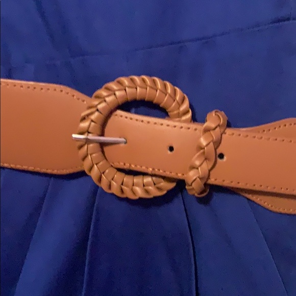 Dress - Picture 2 of 4